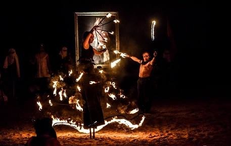 SPECTACLE DE FEU